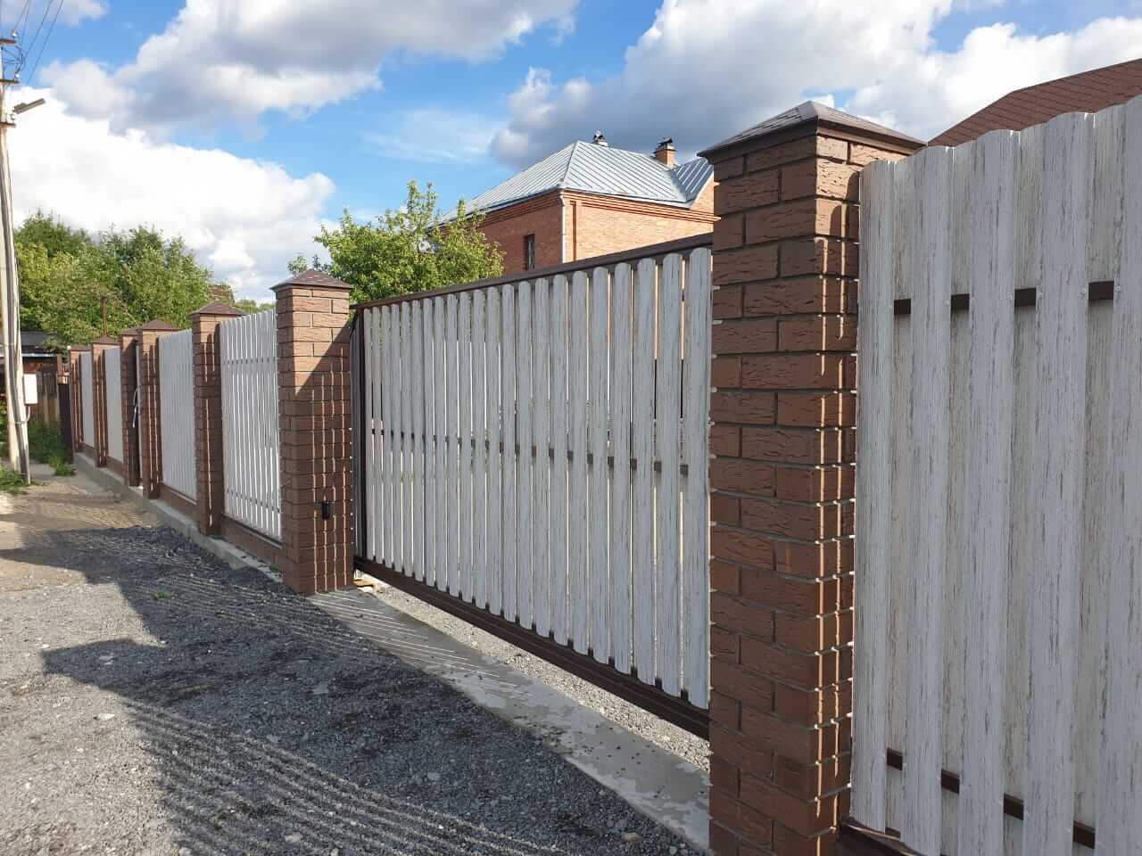 забор из штакетника Белёный Дуб фото3 в Грозном