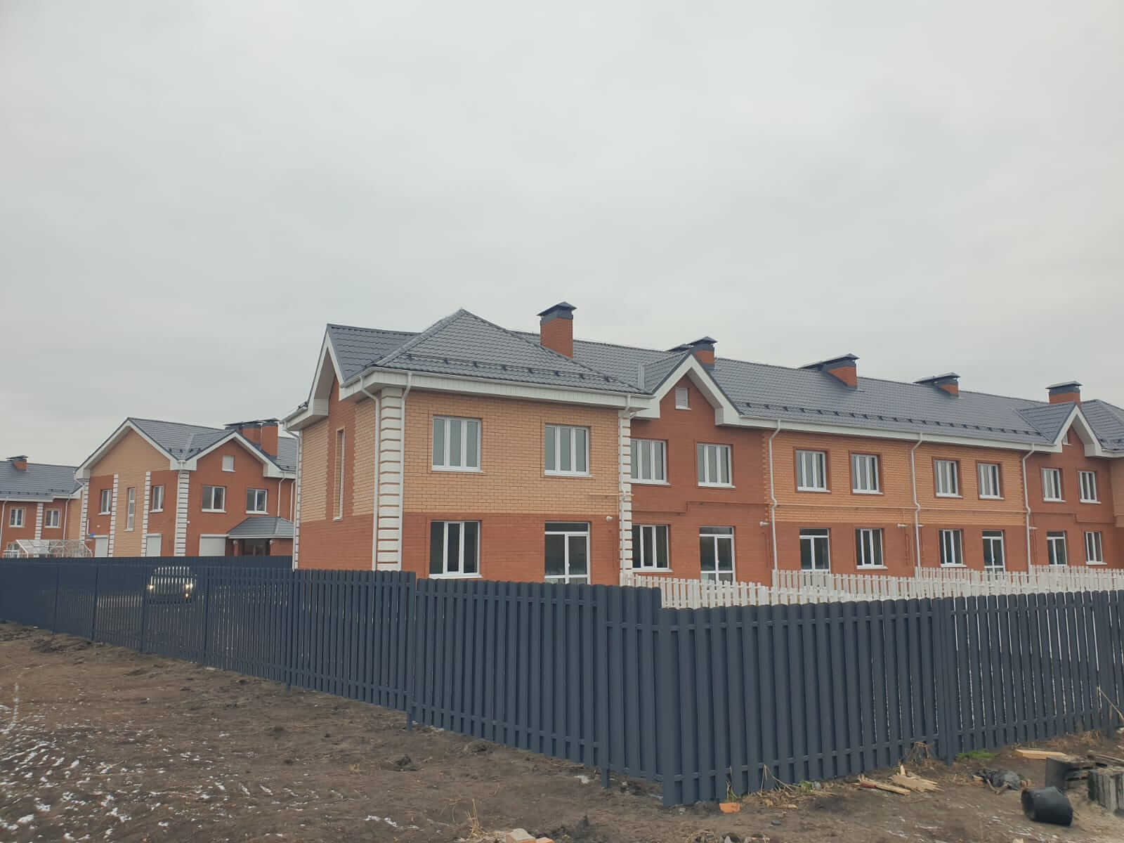 Забор из штакетника 230м Серый Графит фото4 в Грозном
