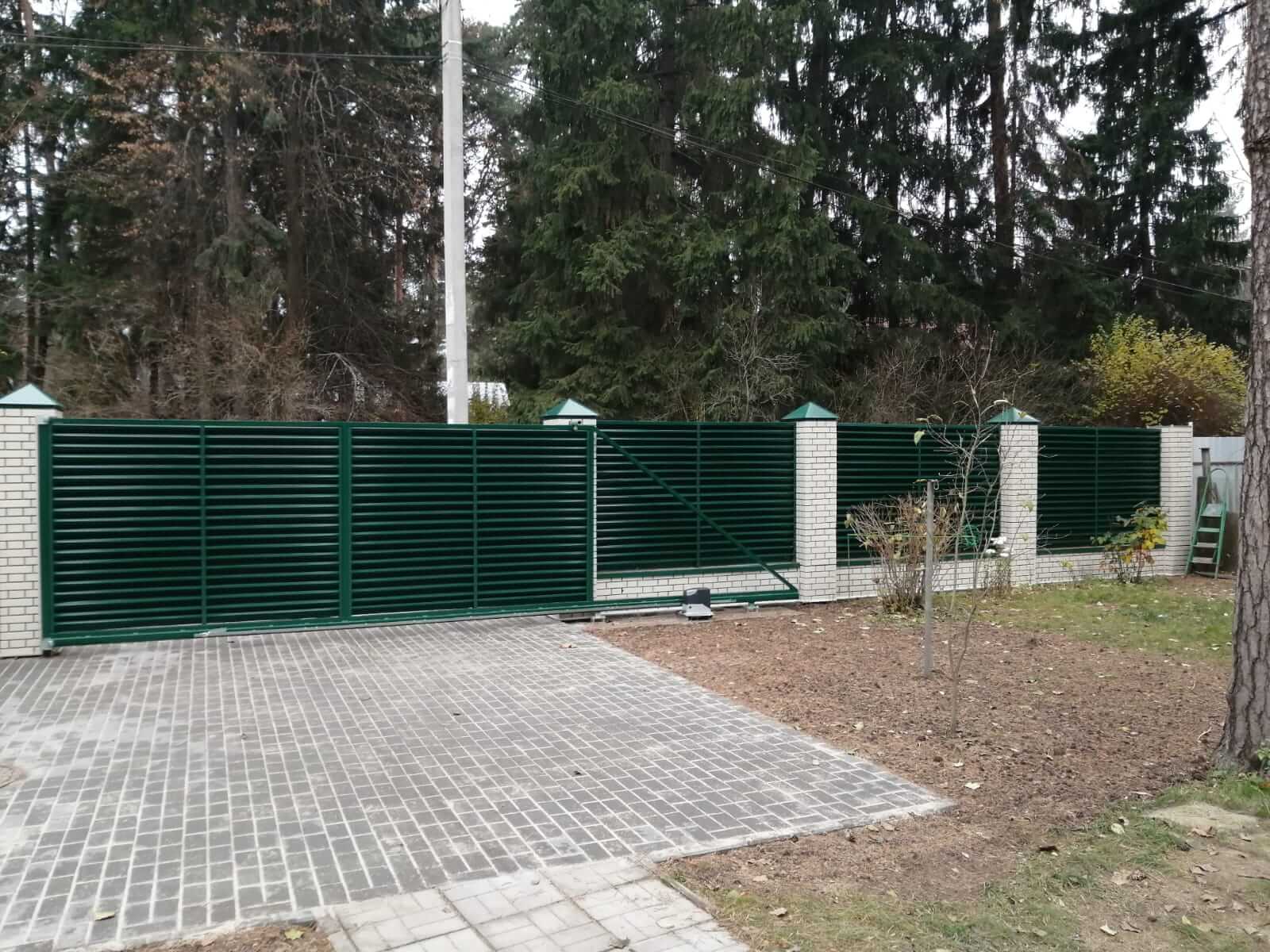 Забор-жалюзи с ламелями ЭКО-Z Зеленый Мох фото5 в Грозном