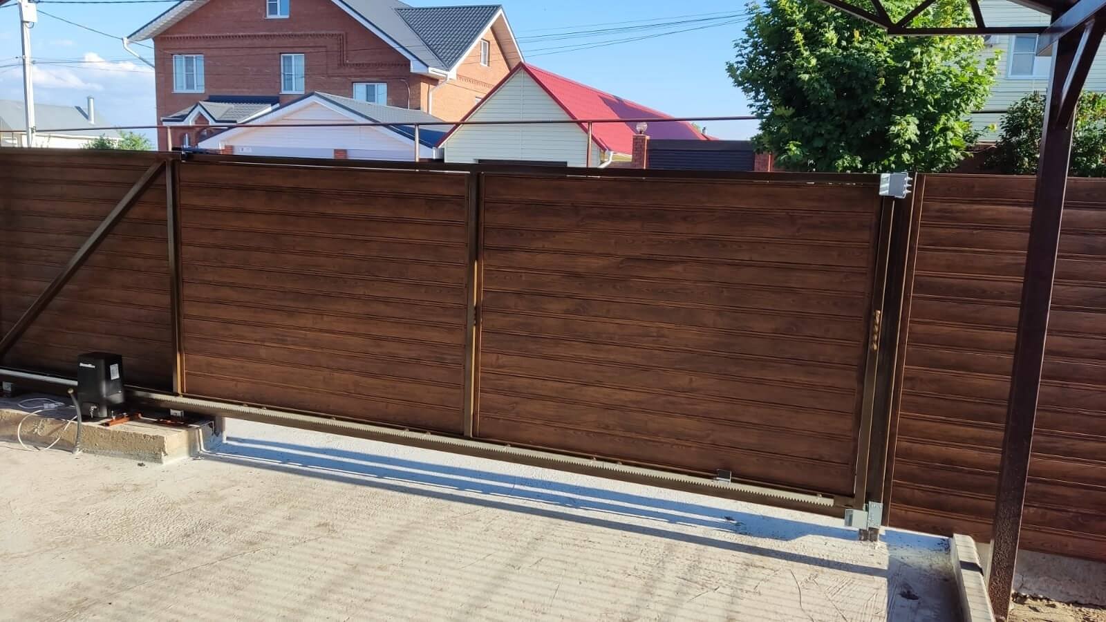 Забор-ранчо из металлопланкена 76м Printech Каштан 2-х сторонний фото3 в Грозном
