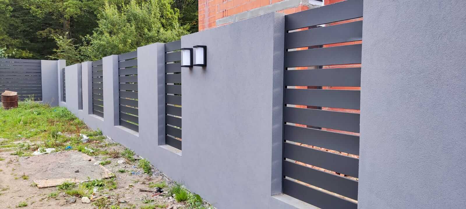 забор из металлопланкена RAL7024 Серый Графит МАТТЕ фото6 в Грозном