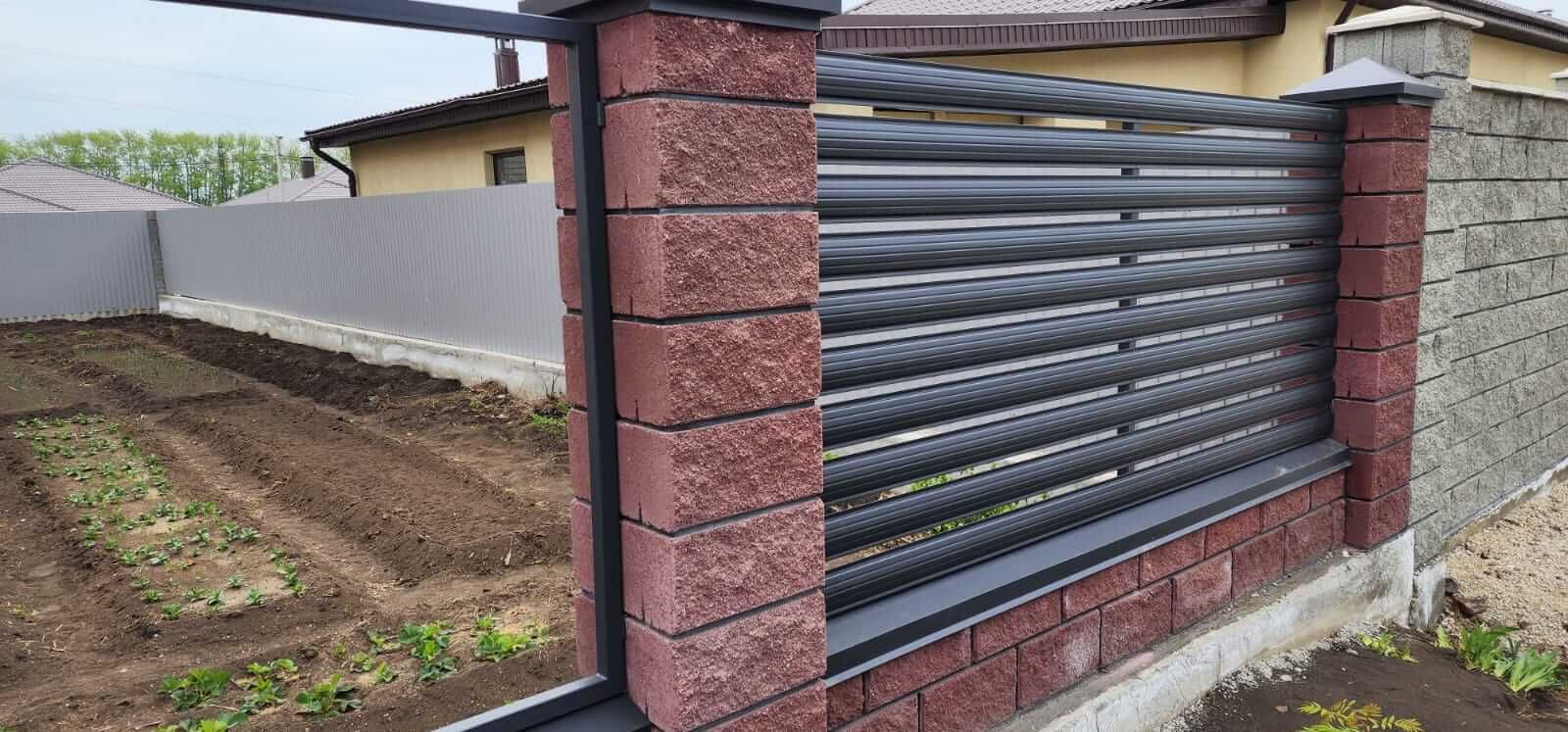 Забор-ранчо из штакетника 21м RAL7024/7024 Серый Графит МАТТЕ фото 7 в Грозном