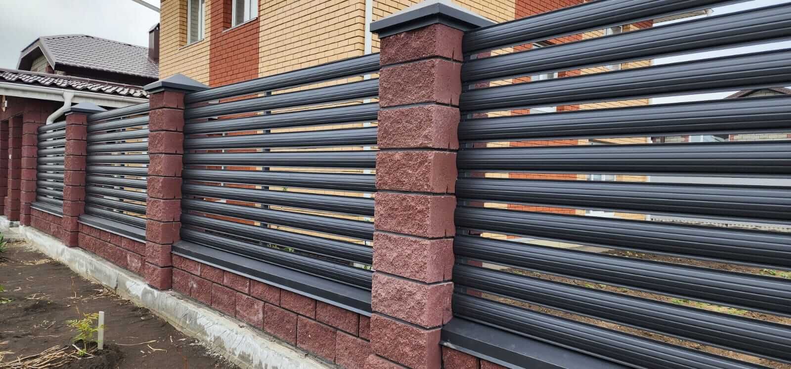 Забор-ранчо из штакетника 21м RAL7024/7024 Серый Графит МАТТЕ двусторонний в Грозном