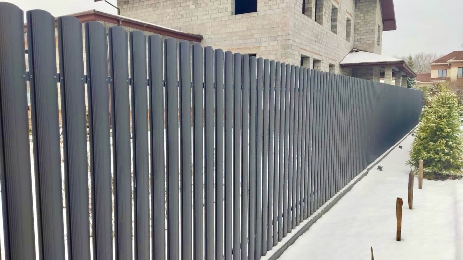 Забор из евроштакетника 33м RAL7024/7024 Серый Графит двусторонний МАТТЕ в Грозном