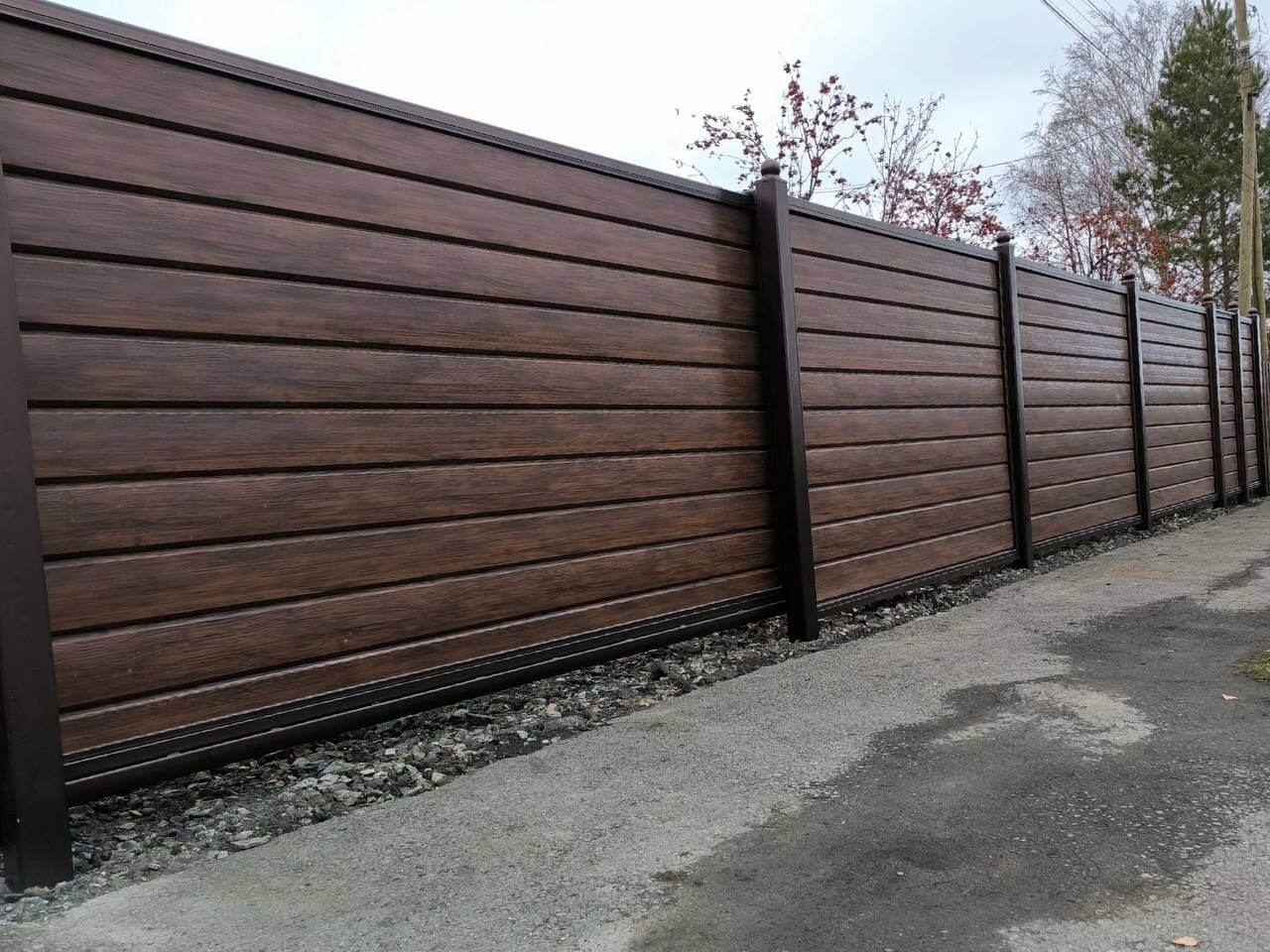 Забор из металлосайдинга Евро-Брус 46м Античное Дерево Принтек фото 5 в Грозном