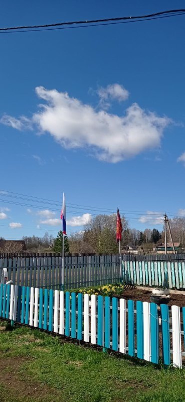 Забор из евроштакетника 16м RAL5021 Морская Волна, RAL9003 Белый фото 2 в Грозном