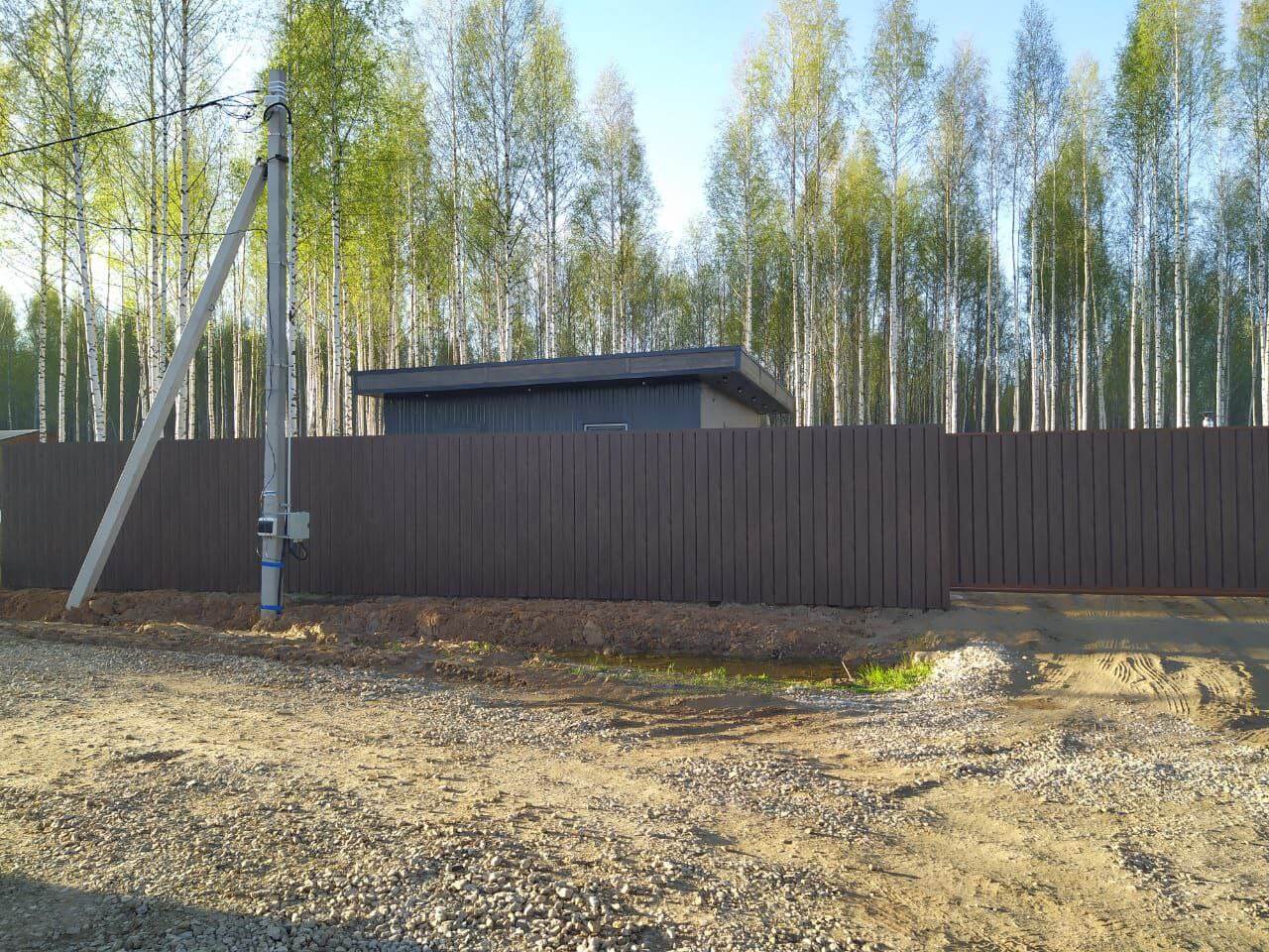 Забор из металлосайдинга ЕВРО-БРУС 25м Темный Каштан 3D Принтек фото 1 в Грозном