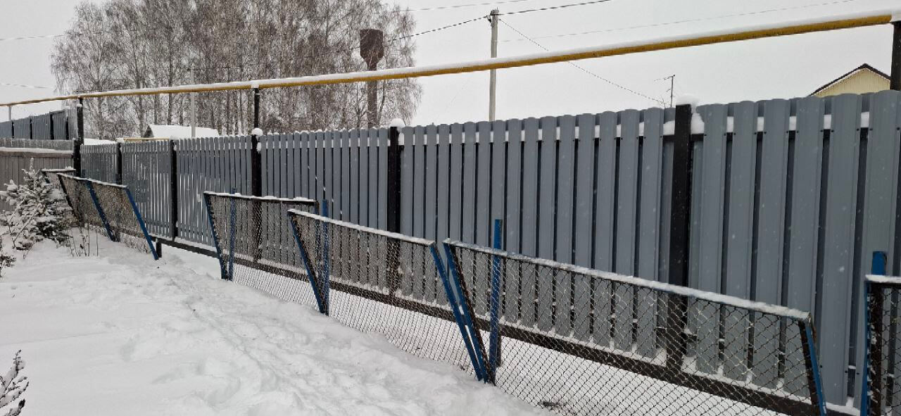 Забор из евроштакетника 27м RAL7024 Серый Графит МАТТЕ фото 5 в Грозном