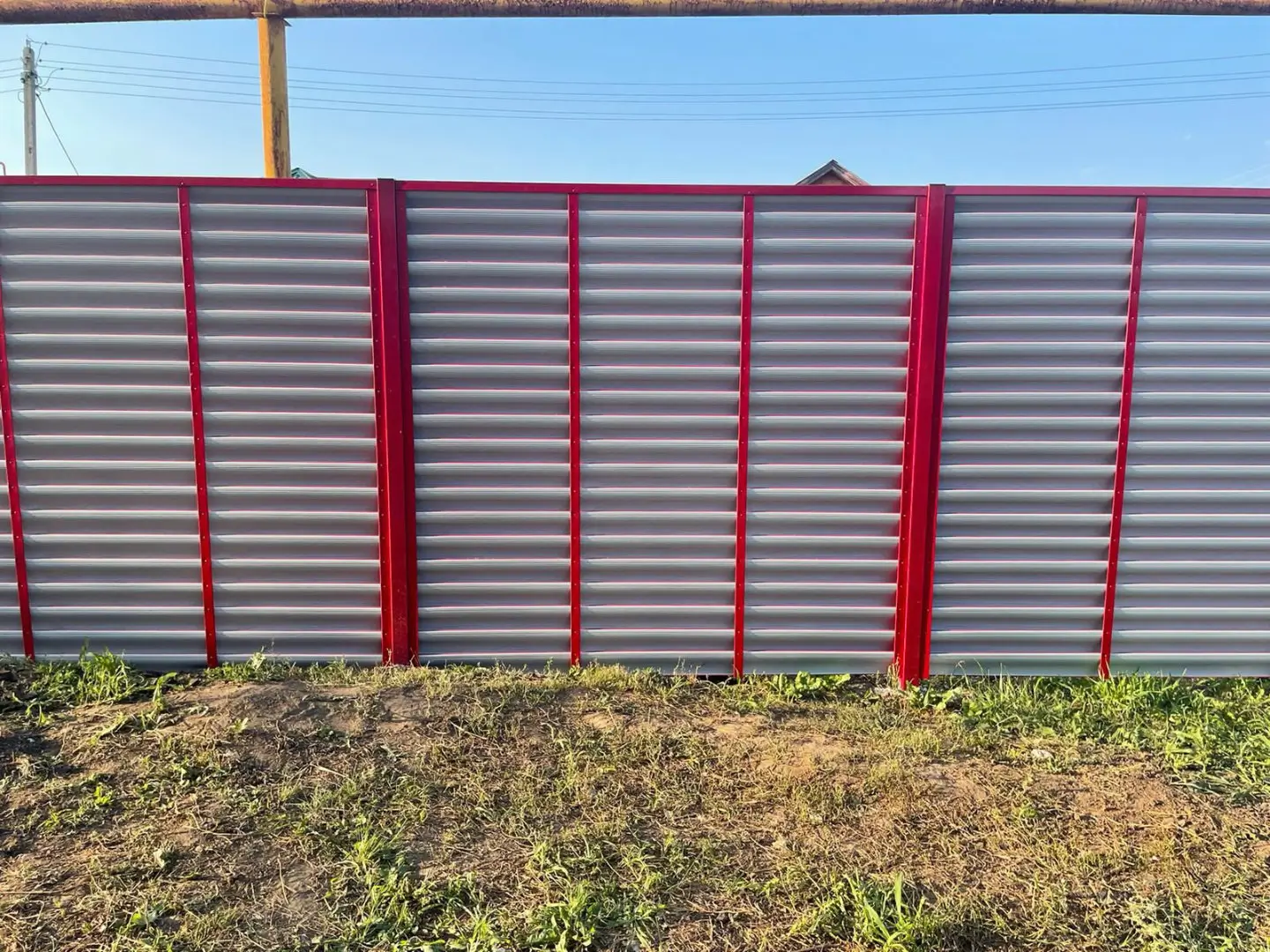 Забор-жалюзи из ламелей Еврожалюзи 24м RAL3003 Рубин фото 5 в Грозном